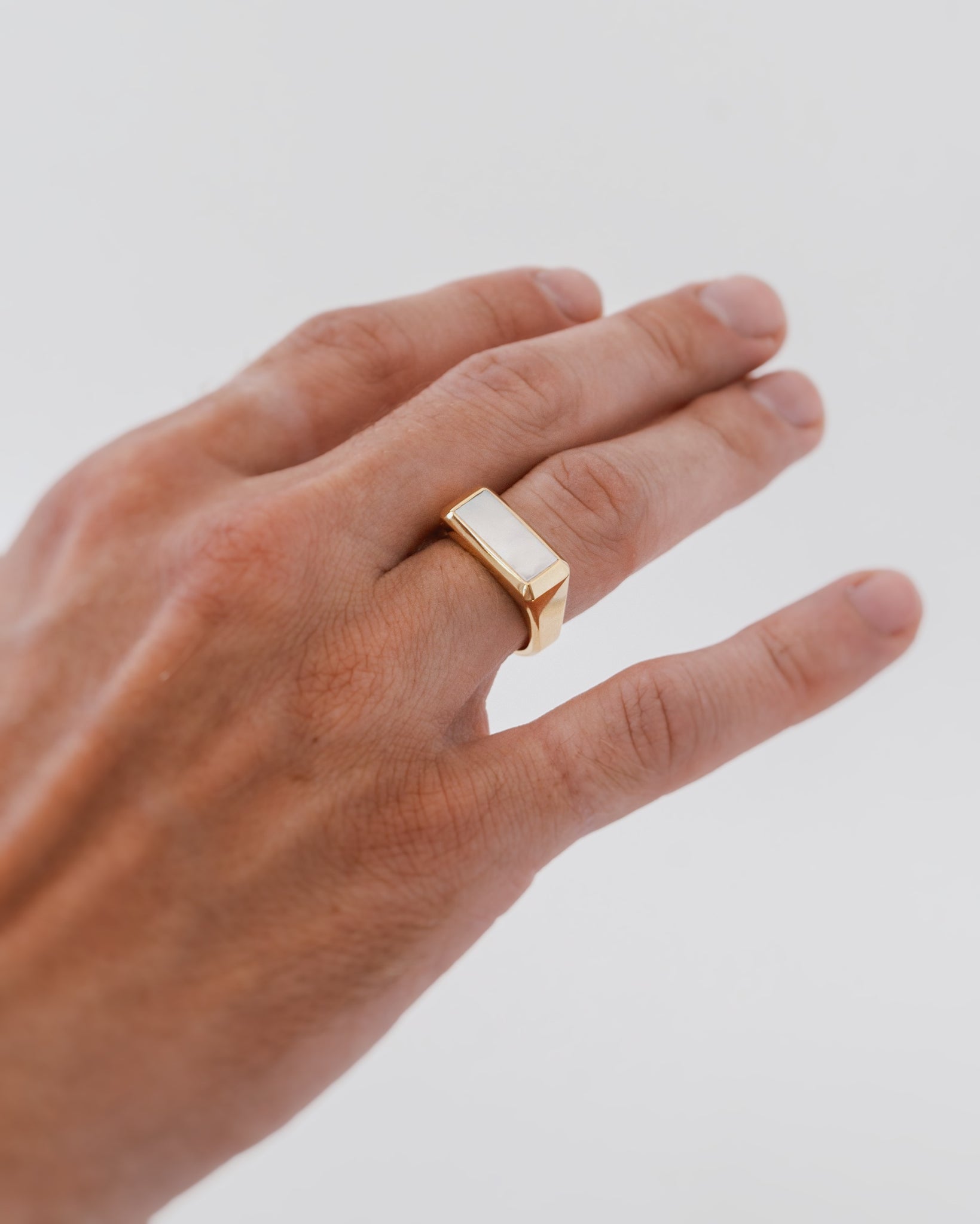 BASIN RING | MOTHER OF PEARL