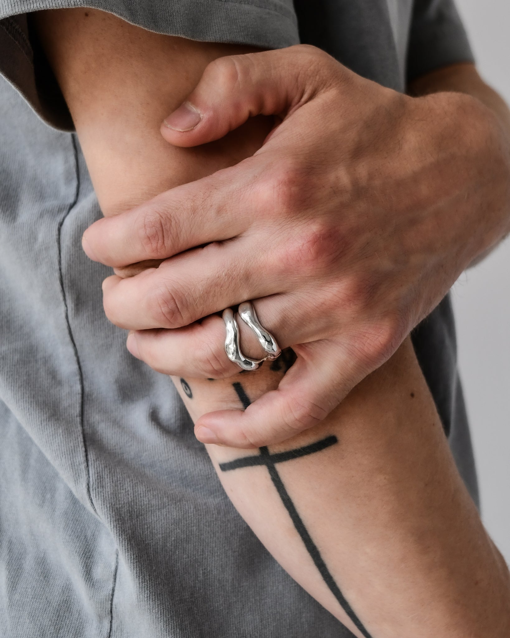 FLUX RING