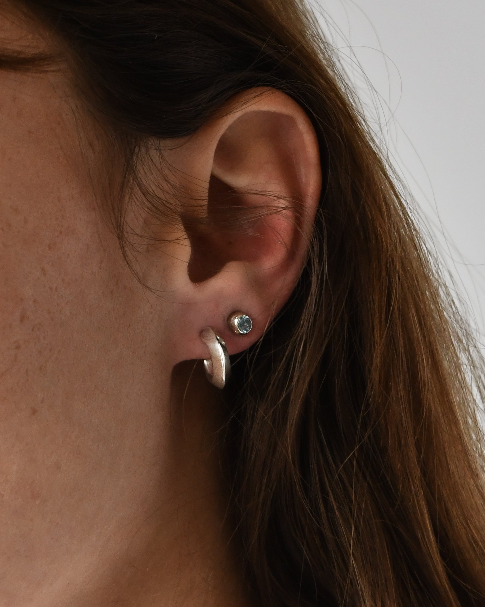 DEW DROP STUDS | AQUAMARINE