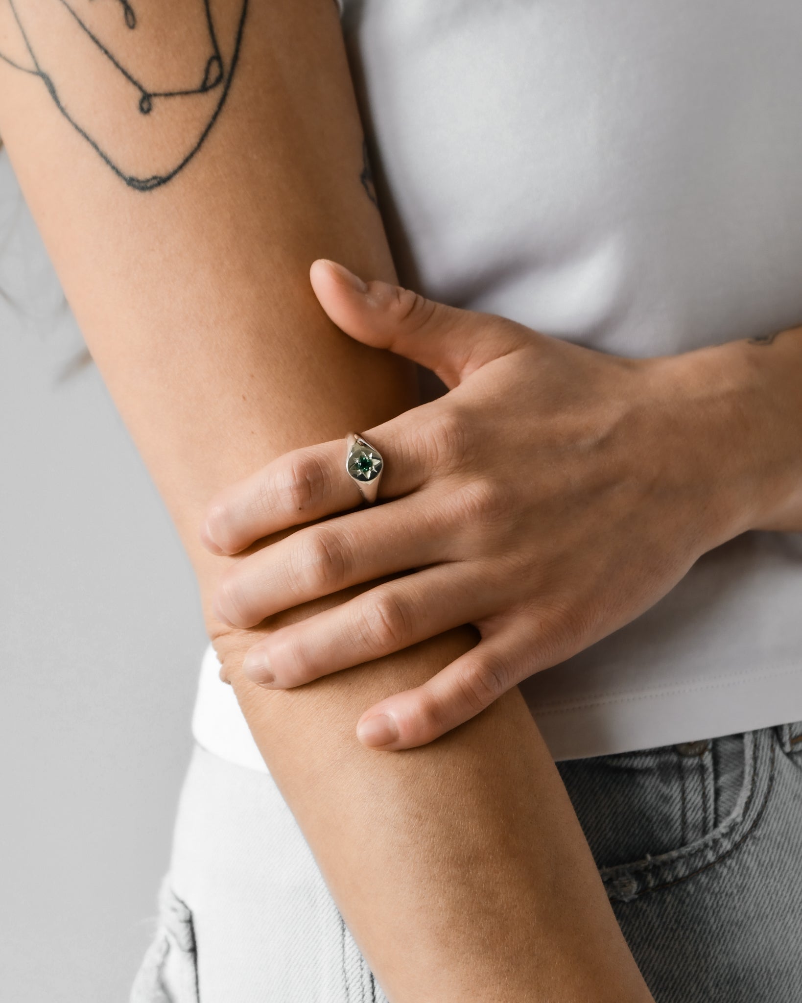 NOVA RING | EMERALD