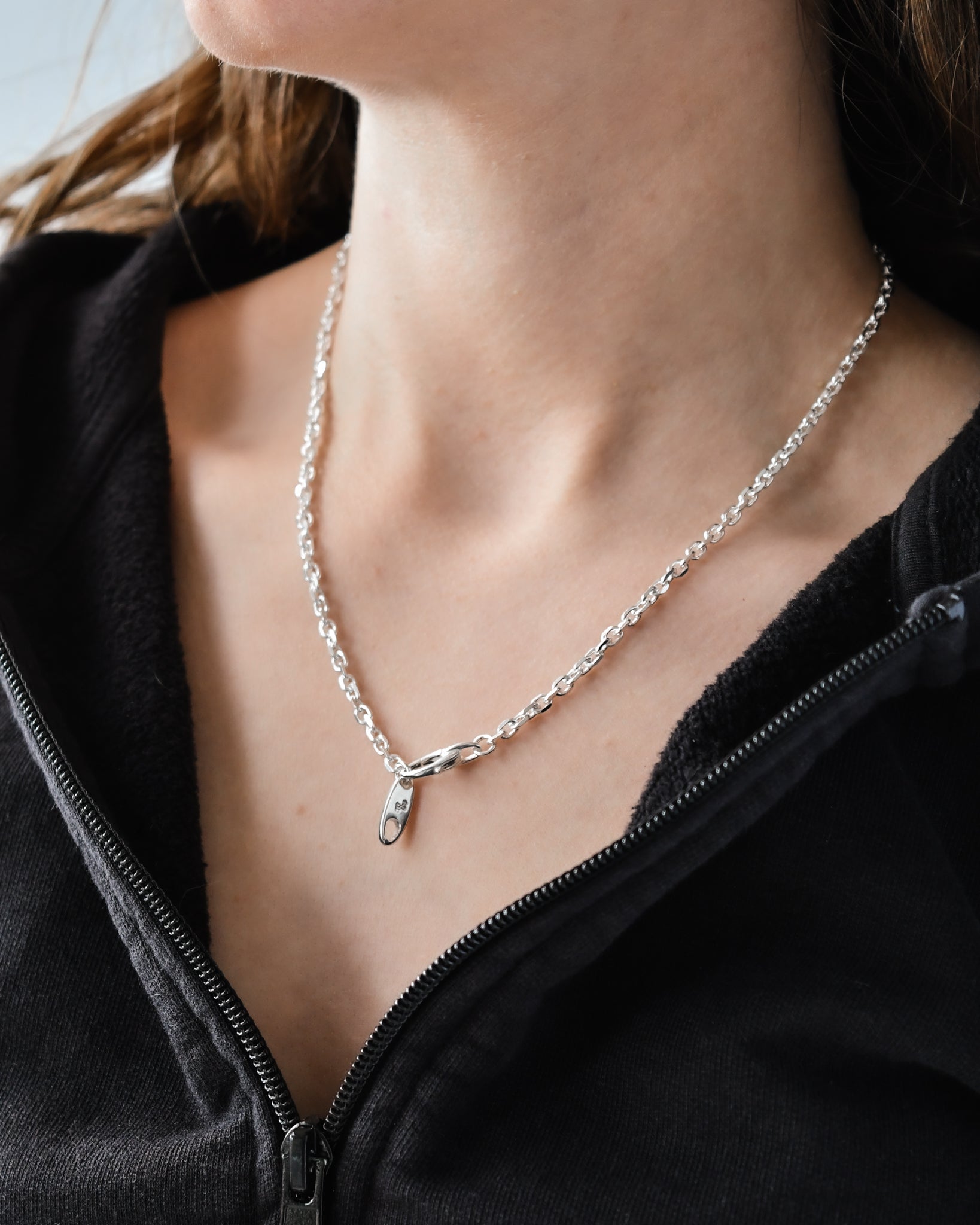 GRAVEN CHAIN | DISCONTINUED