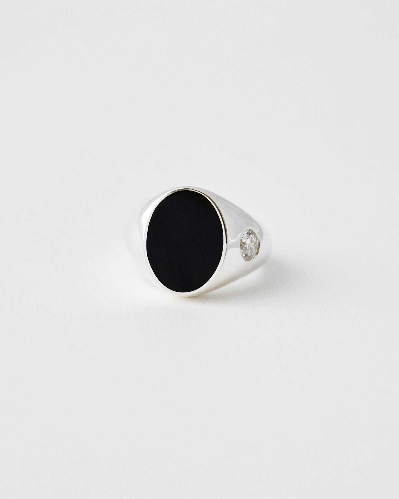 GRAVITY RING | BLACK ONYX