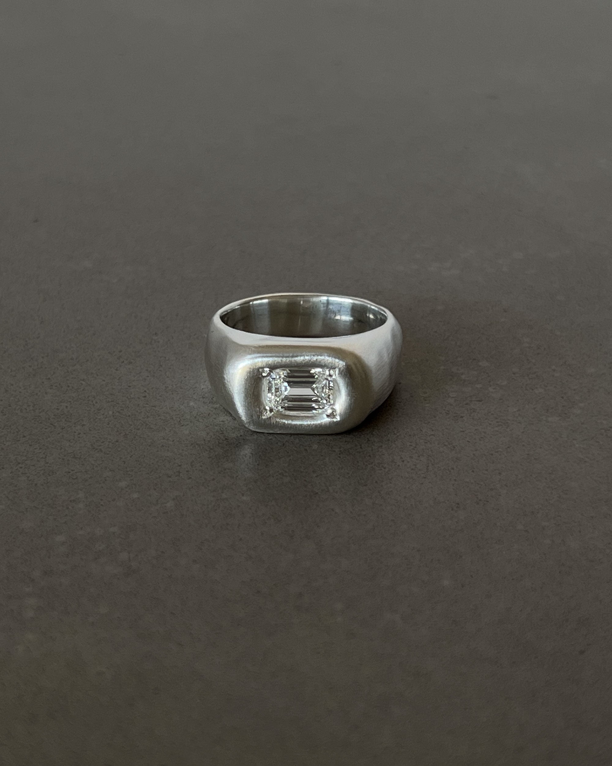 RING 108 | EMERALD CUT DIAMOND