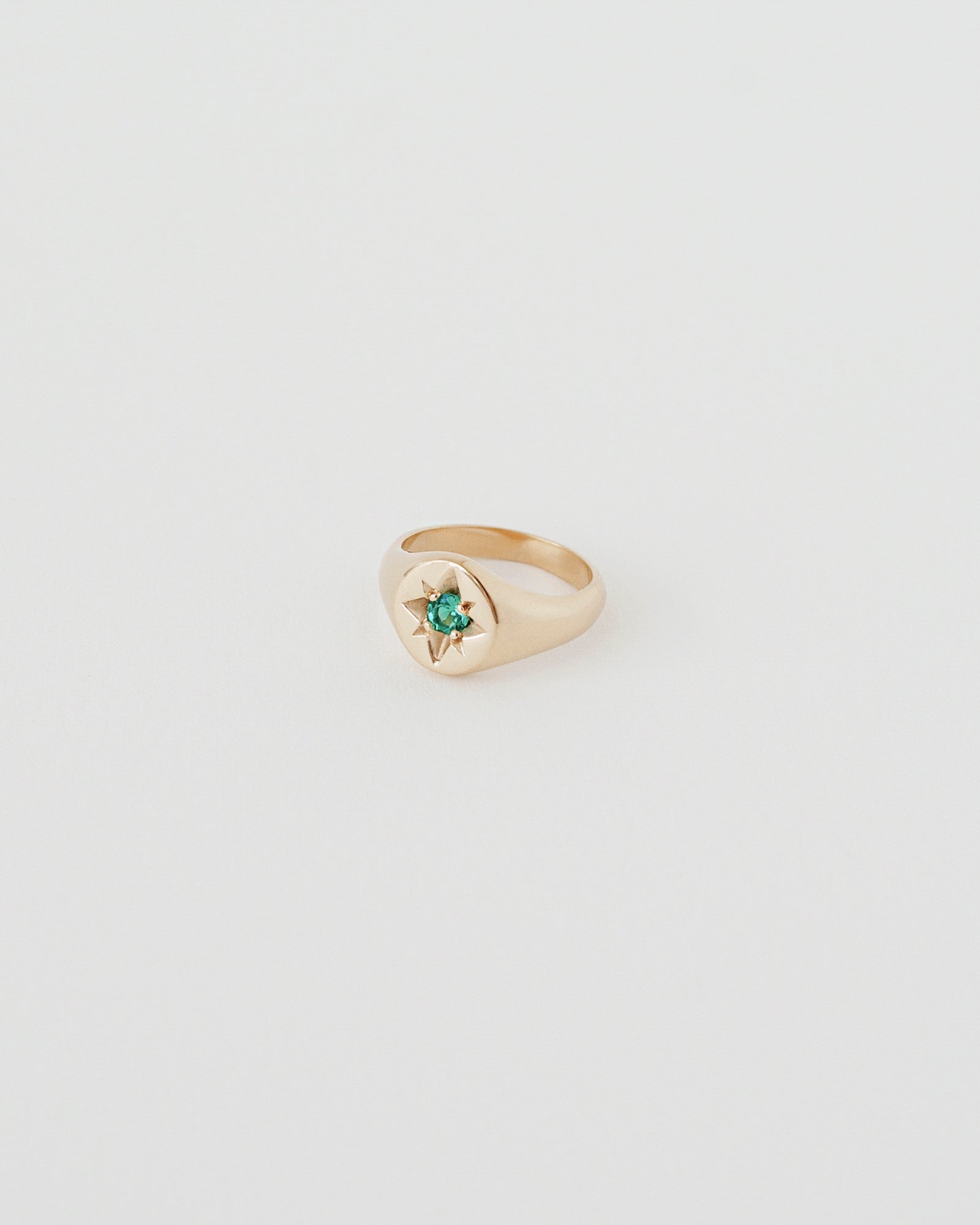 NOVA RING | EMERALD