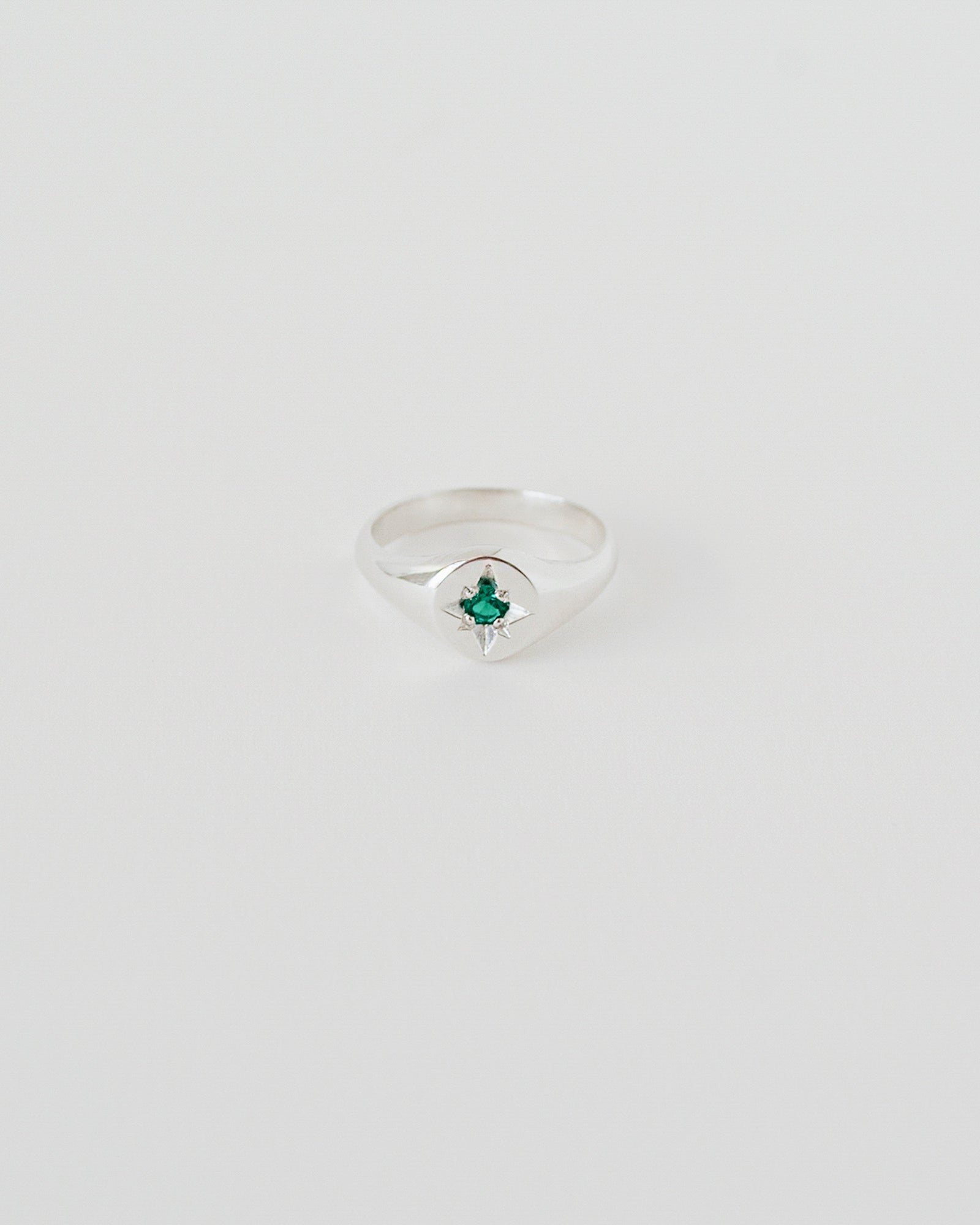 NOVA RING | EMERALD