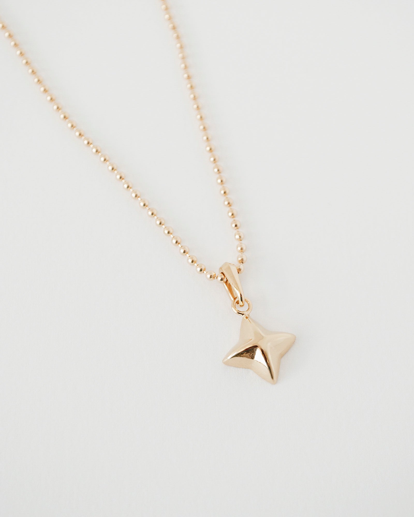 ORBIT NECKLACE