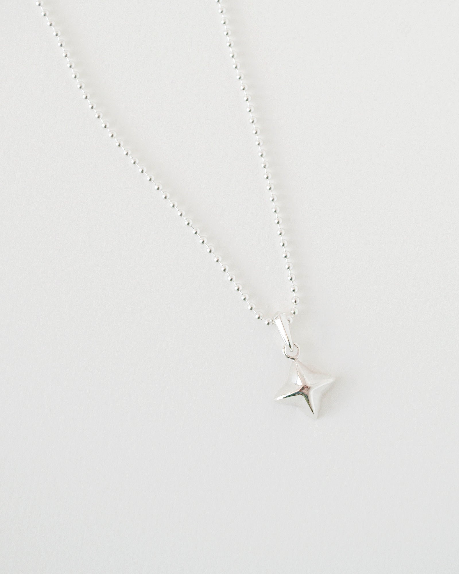 ORBIT NECKLACE