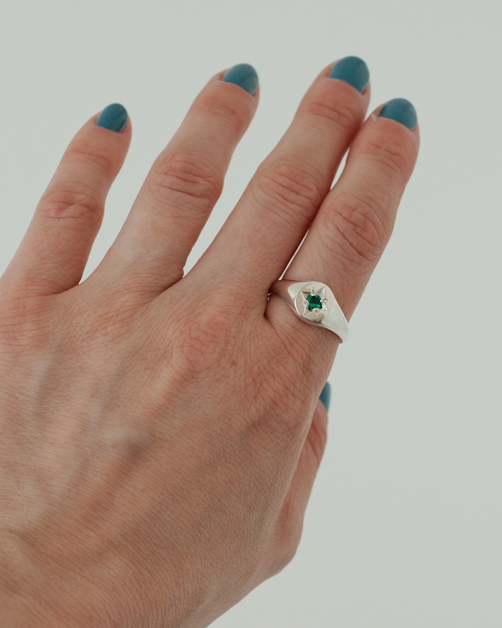 NOVA RING | EMERALD